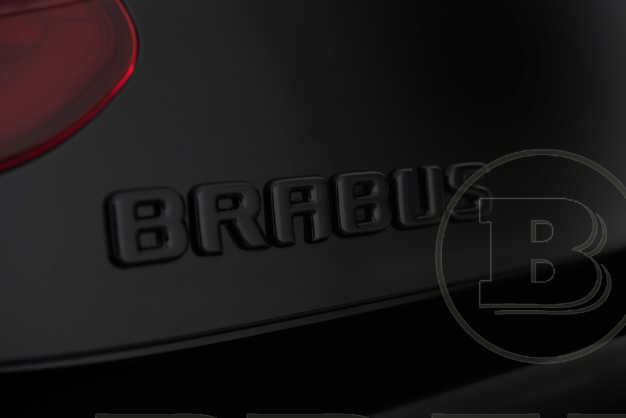 Надпись BRABUS на багажник
