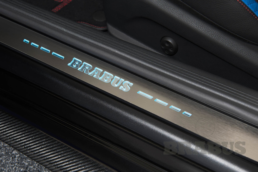 Накладки на внутренние пороги BRABUS A 205