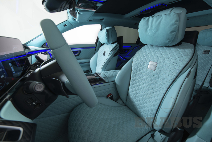 Кожаный салон с креслами повышенной комфортности