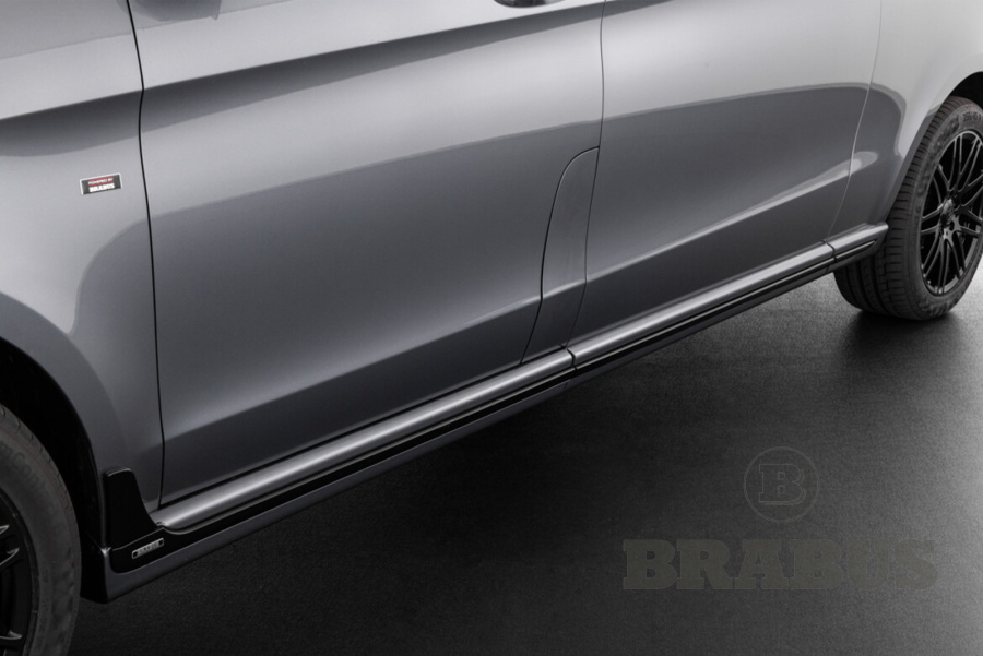 Спортивные фирменные эксклюзивные накладки на боковые пороги