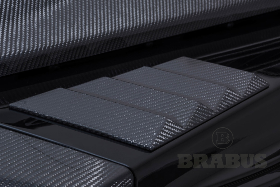 Накладка на крыло. Карбон (глянцевый)