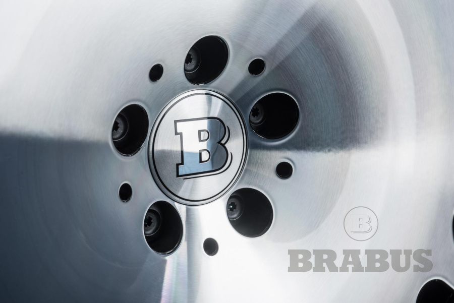 Monoblock M "Platinum Edition" 24''