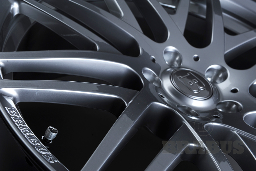 Monoblock F "Liquid Titanium" 18''