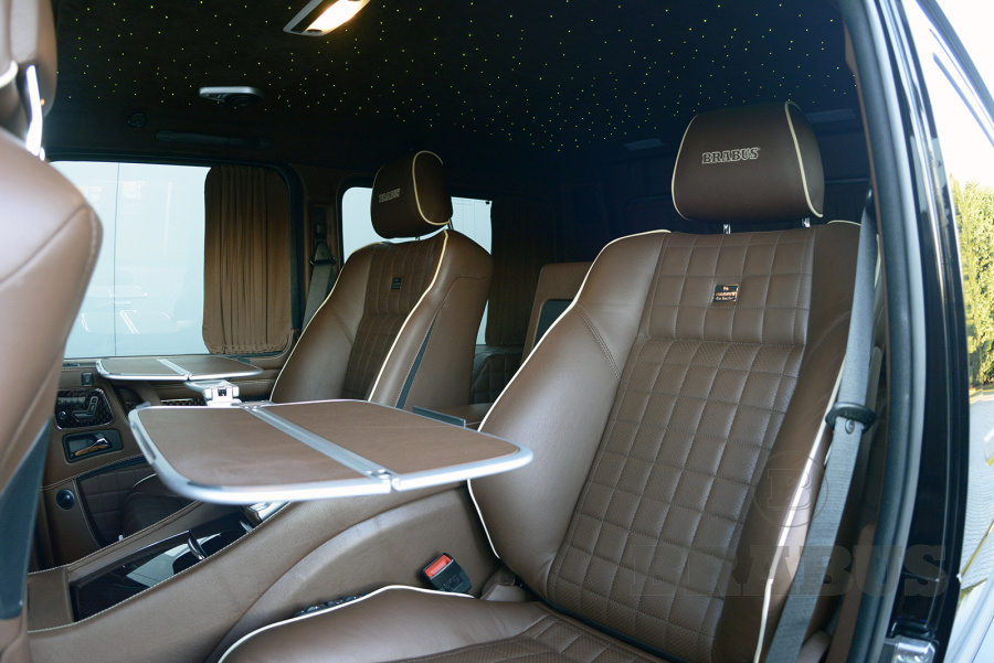 Галерея Mercedes-Benz G-class (W 463)  500 4x4²