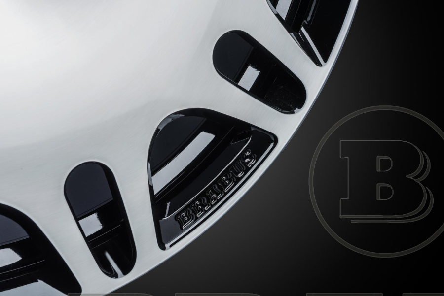 Monoblock M "Platinum Edition" 24''