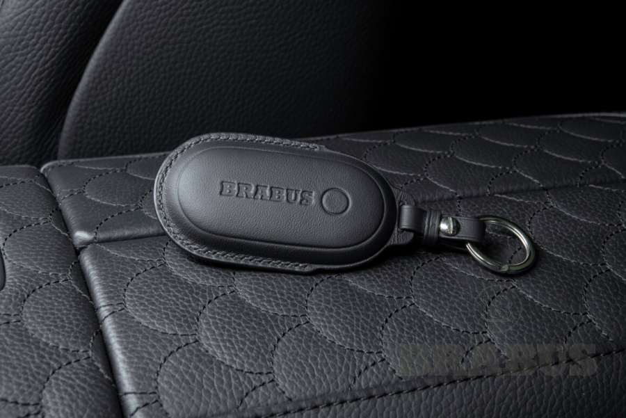 Кожаный черный чехол для ключа