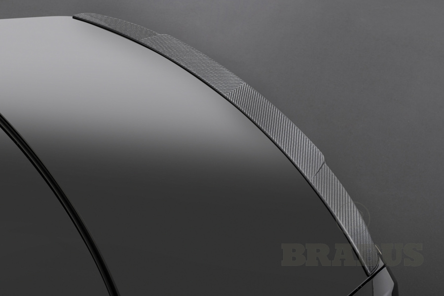 Спойлер на крышку багажника из карбона (матовый)