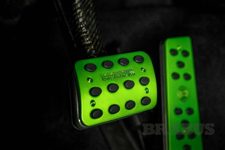 Галерея PORSCHE BRABUS FOR PORSCHE TAYCAN