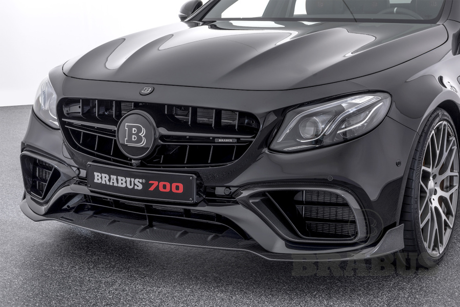 Спойлер на передний бампер. Карбон (глянцевый)