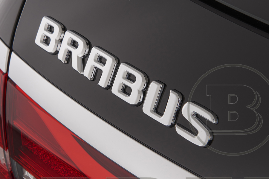Надпись BRABUS на багажник
