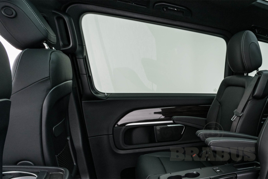 Базовый пакет: кожаный интерьер