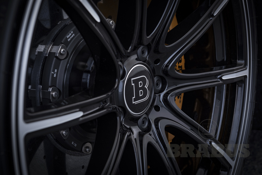 Галерея Mercedes AMG GT 63 (X 290)