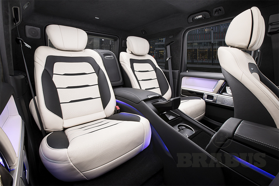 G 63 Черно-белый салон