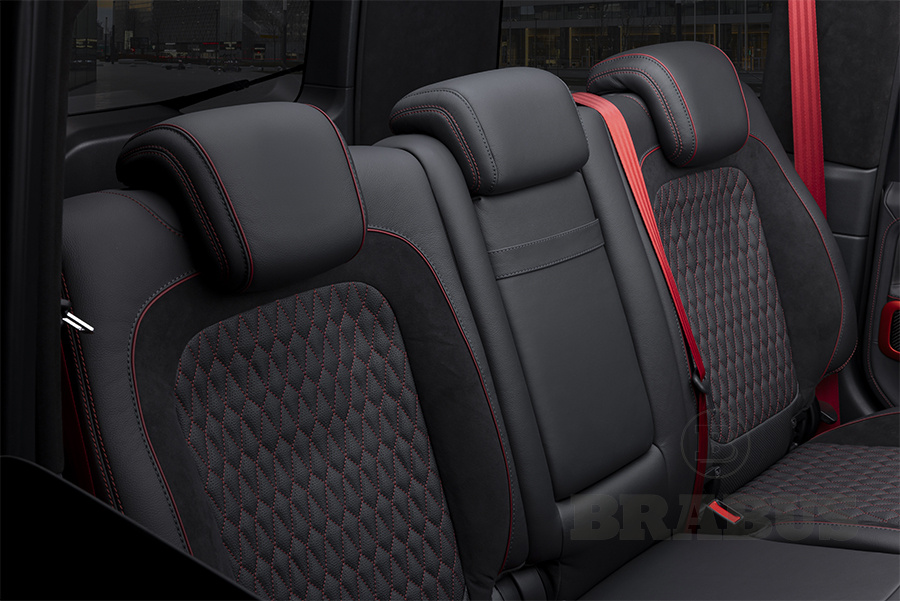 G 900 Красно-черный салон