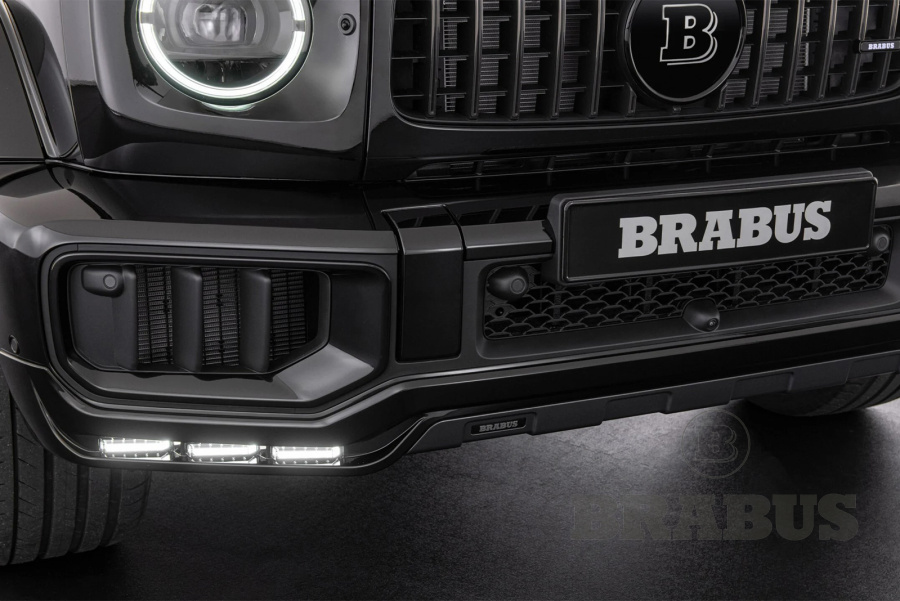 Накладка переднего бампера