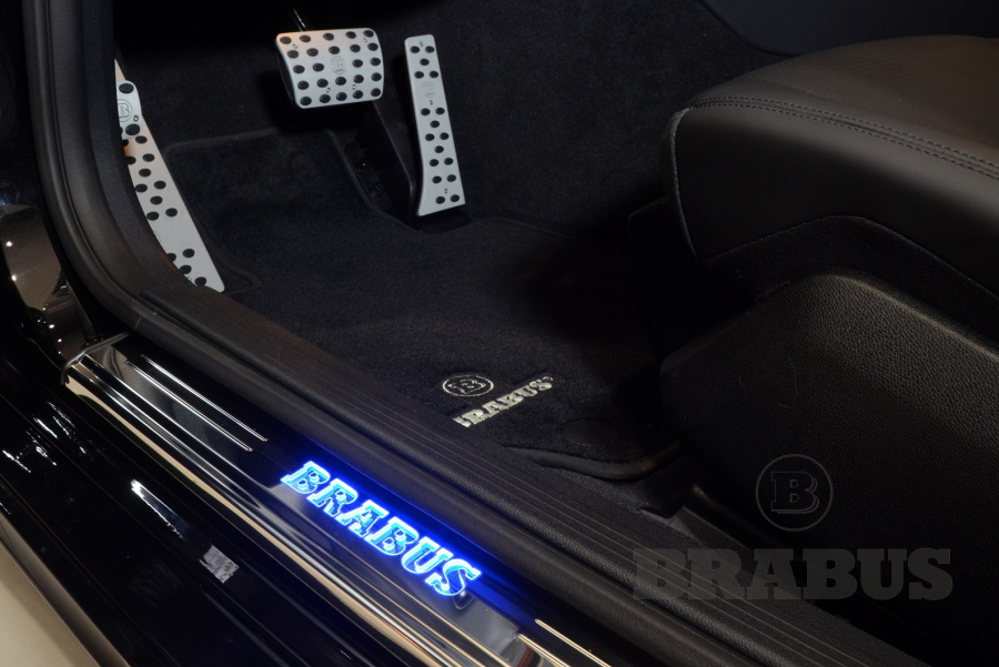 Алюминиевые накладки на педали BRABUS