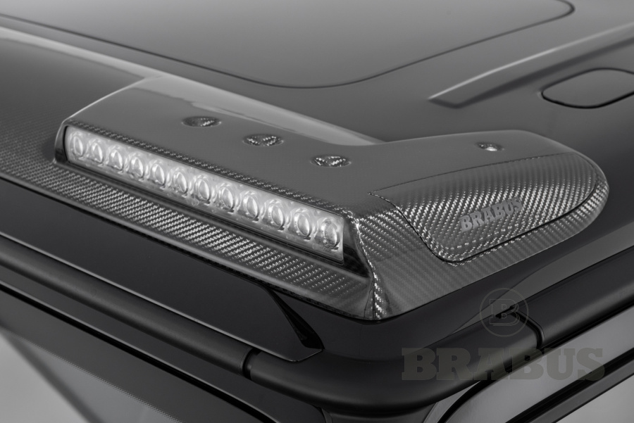 Карбоновая накладка на крышу со светодиодными фонарями матовая