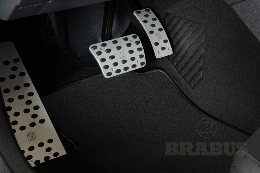 Алюминиевая накладка под левую ногу