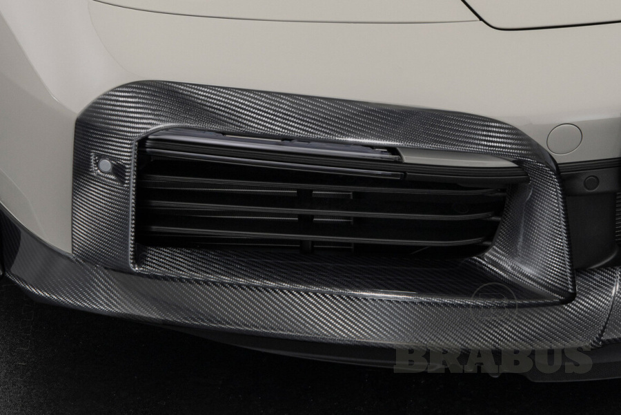 Вставки в передний бампер. Карбон (глянцевый)