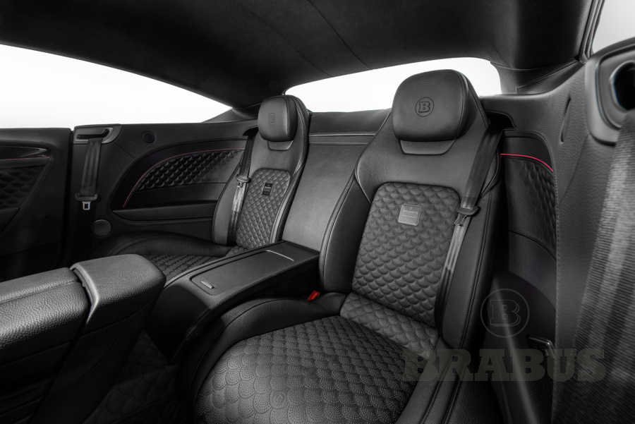 Фирменный интерьер BRABUS Signature