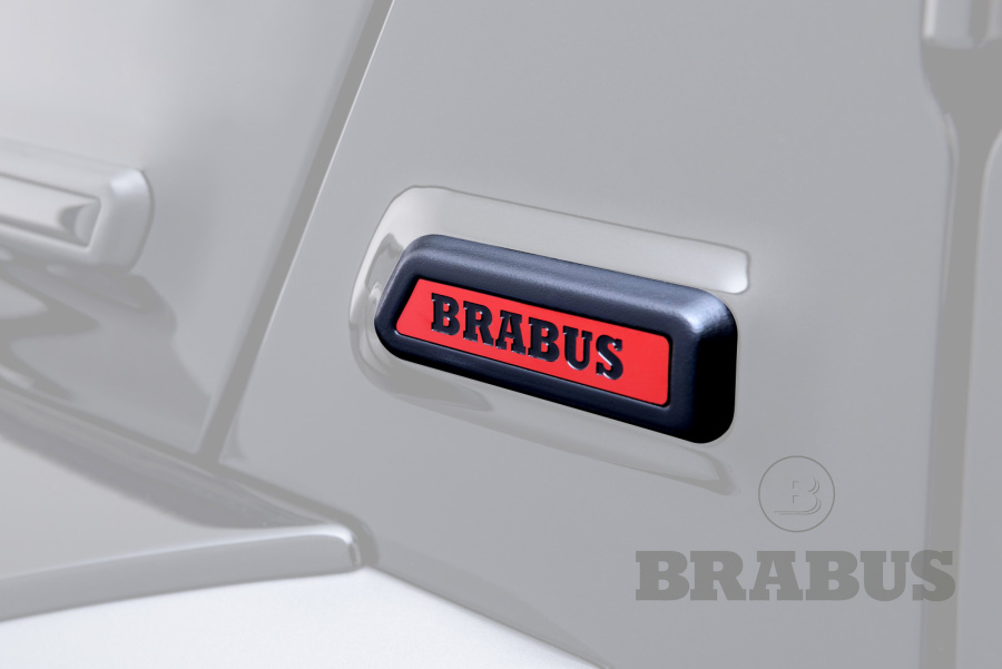 Логотип на стойку передней двери - красный