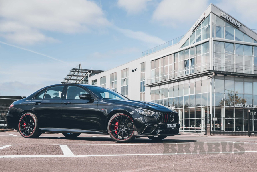 Галерея Mercedes-Benz E-Class (W 213) AMG E63 FACELIFT
