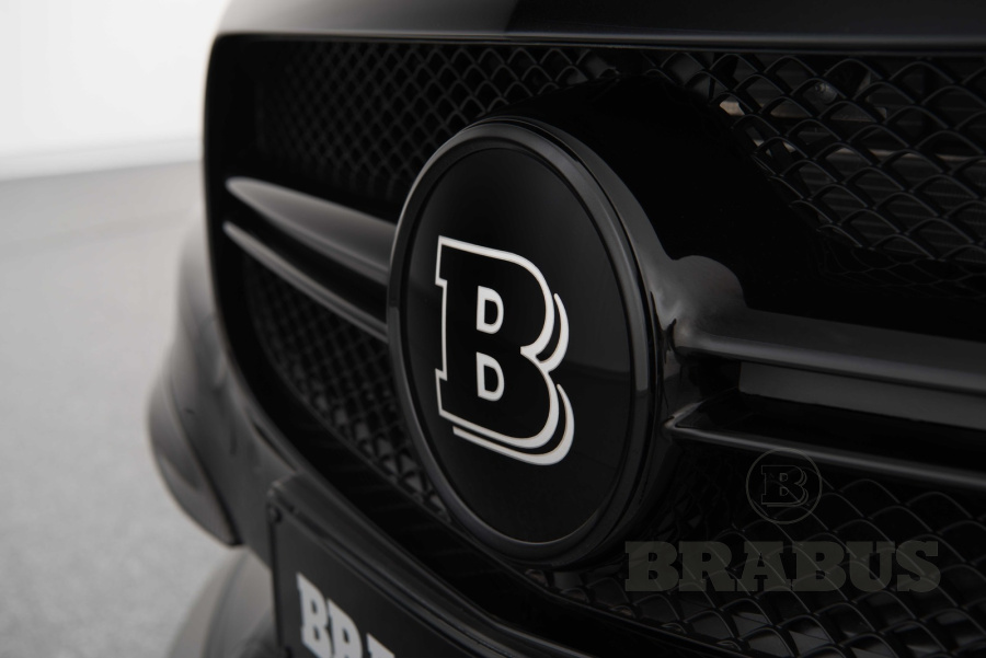 Эмблема BRABUS в решетку радиатора