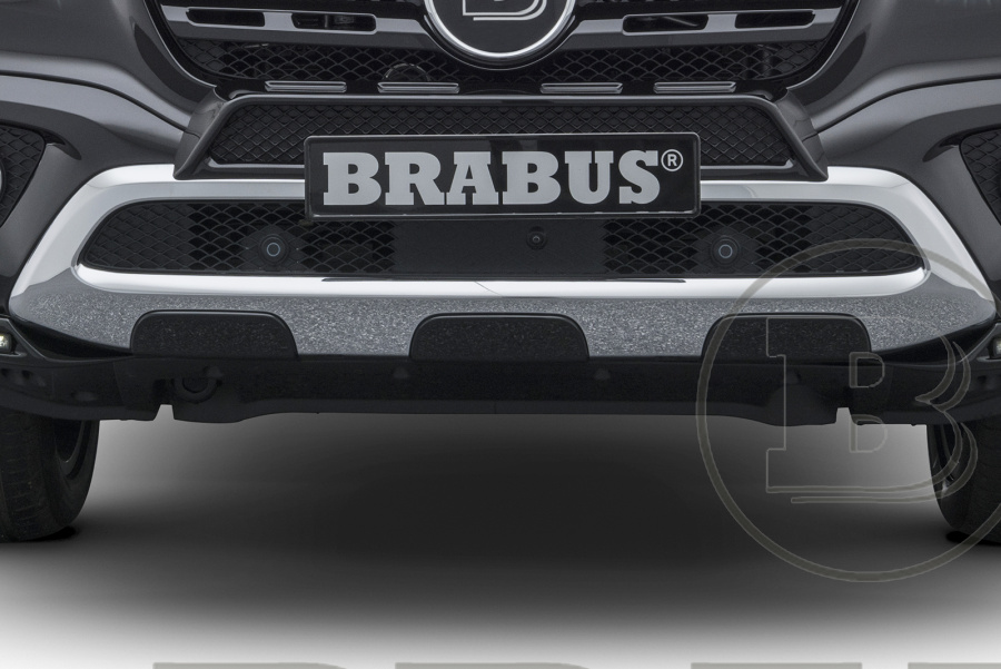 Накладка на передний бампер