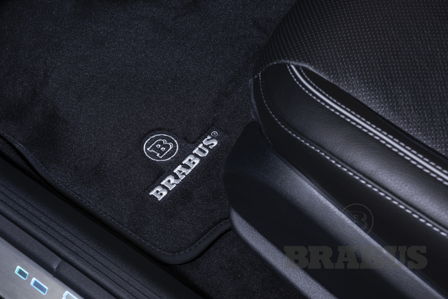 Галерея Mercedes AMG GT 63 (X 290)