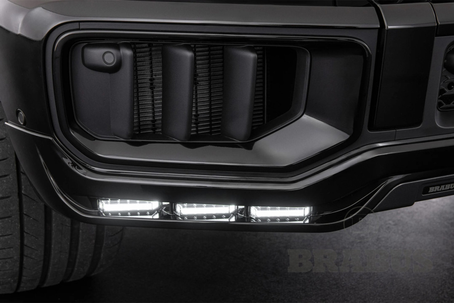 Накладка переднего бампера