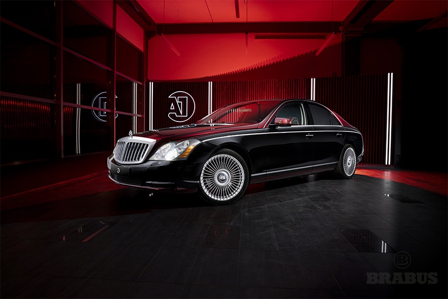 S 57 Maybach Красный салон