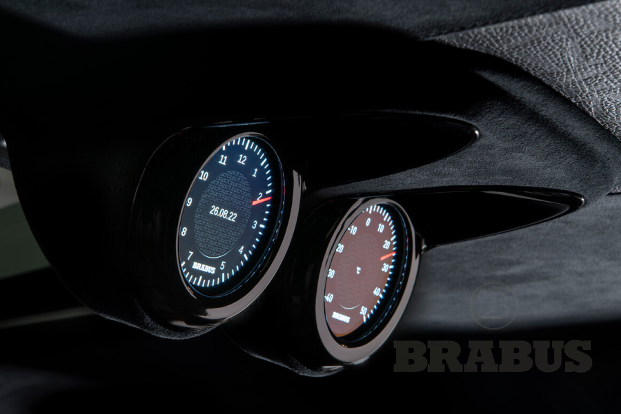 Цифровая панель приборов BRABUS на потолок