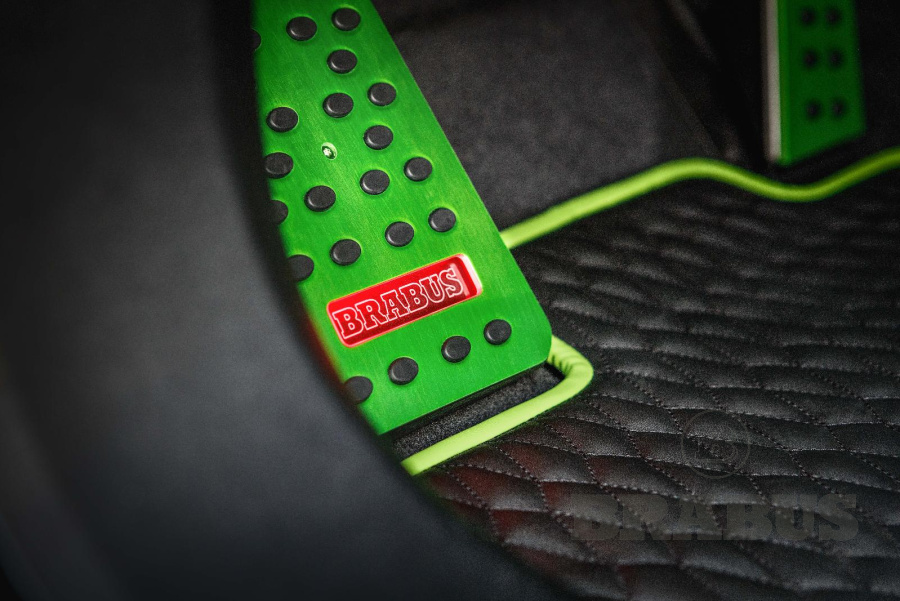 Галерея PORSCHE BRABUS FOR PORSCHE TAYCAN