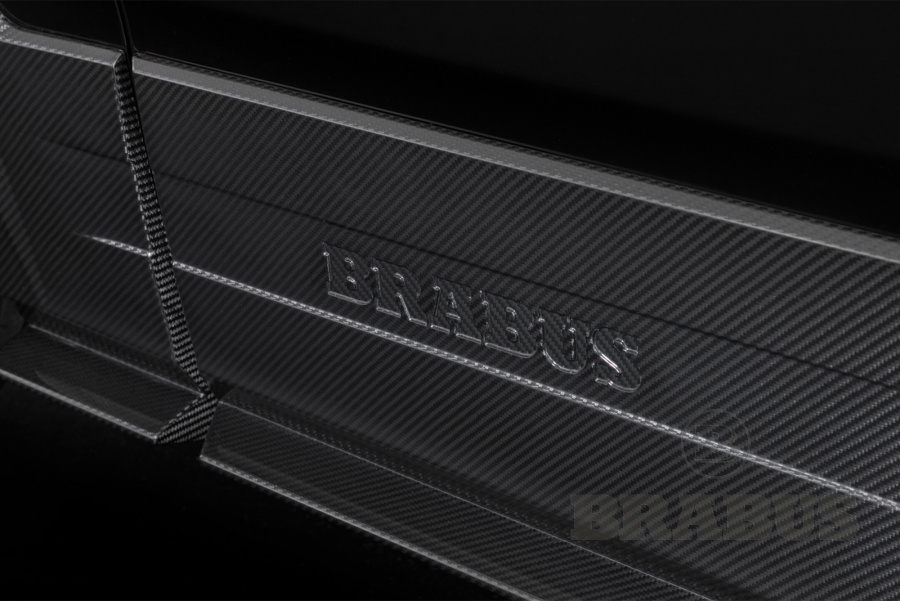 Комплект BRABUS Widestar карбон глянцевый\хромированные выхлопные трубы