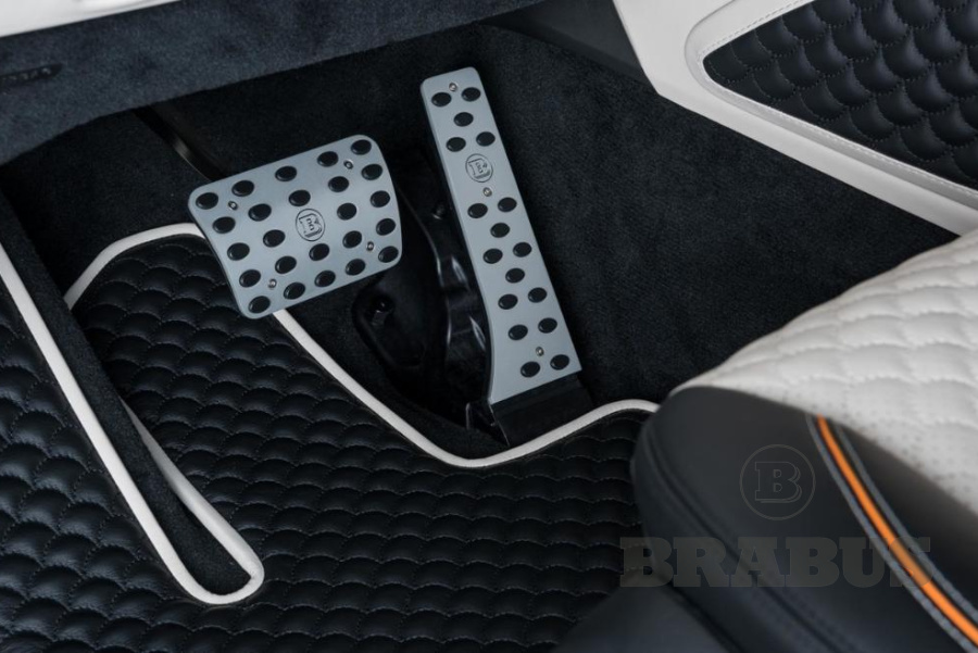 Перешив салона BRABUS Upper East Side