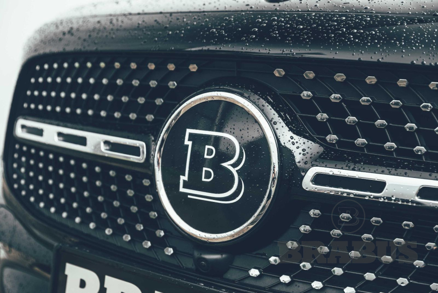 Эмблема BRABUS в решетку радиатора