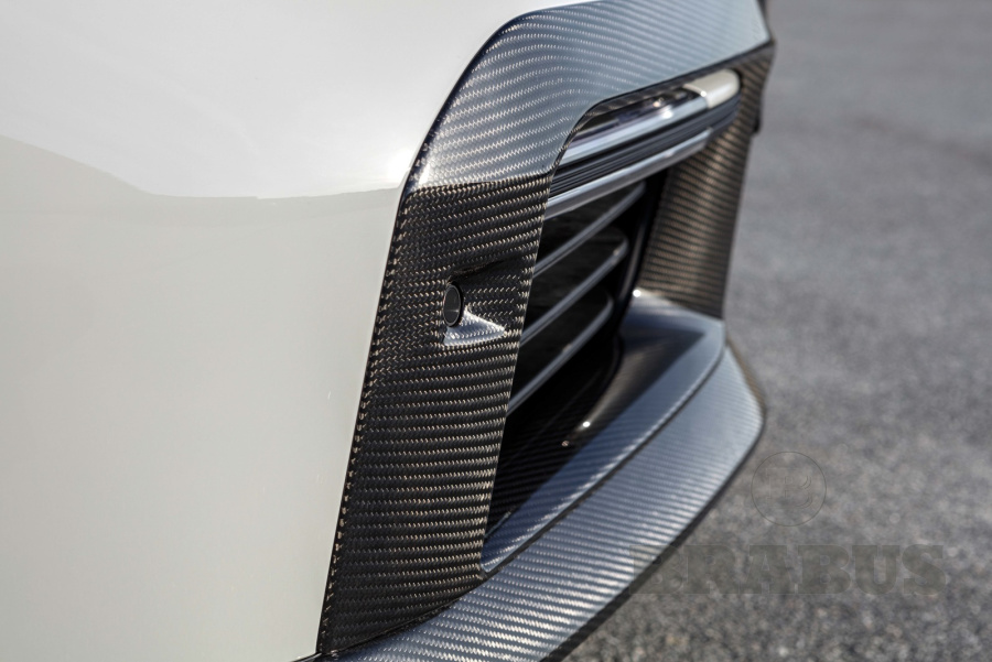 Вставки в передний бампер. Карбон (глянцевый)