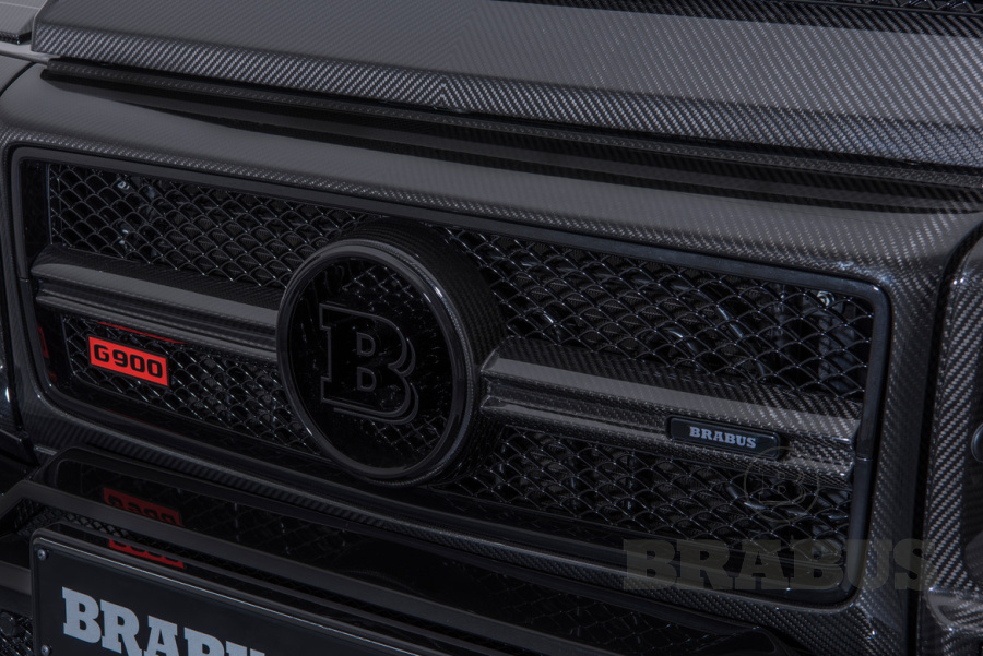 Дизайнерская решетка с эмблемой BRABUS. Карбон (матовый)