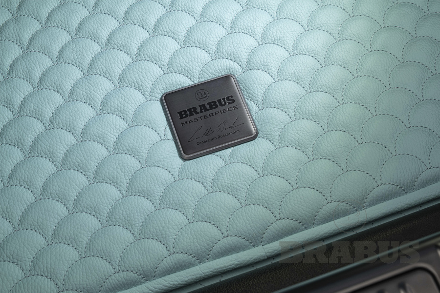 Стеганый кожаный ковер в багажник