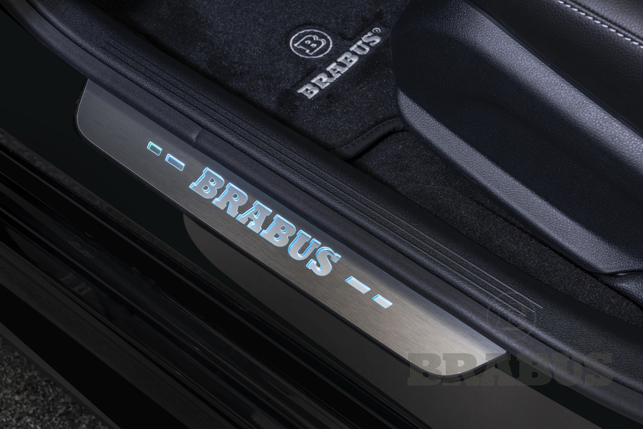 Накладки на внутренние пороги BRABUS
