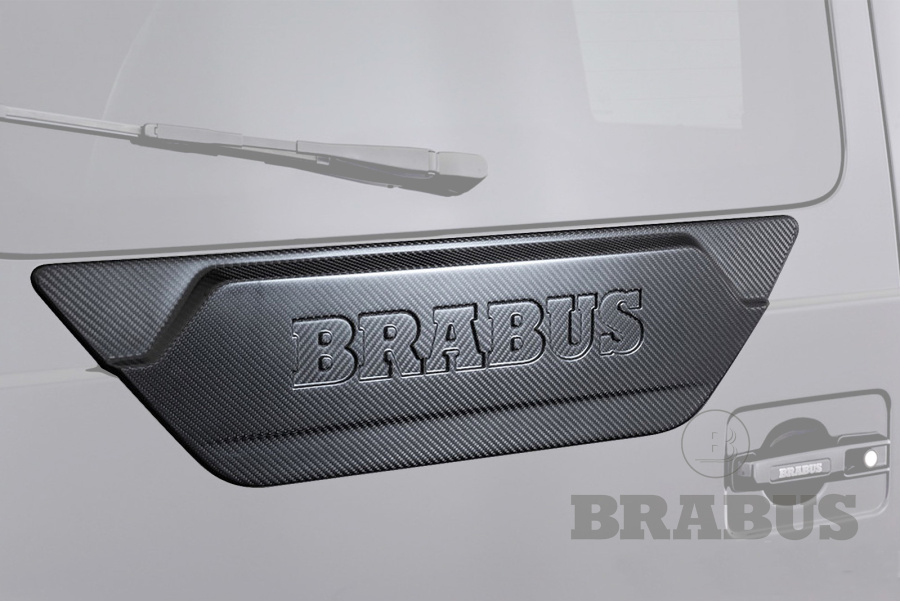 Накладка на заднюю дверь. Карбон (матовый)